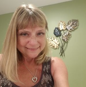 Meet your Posher, Kimberly